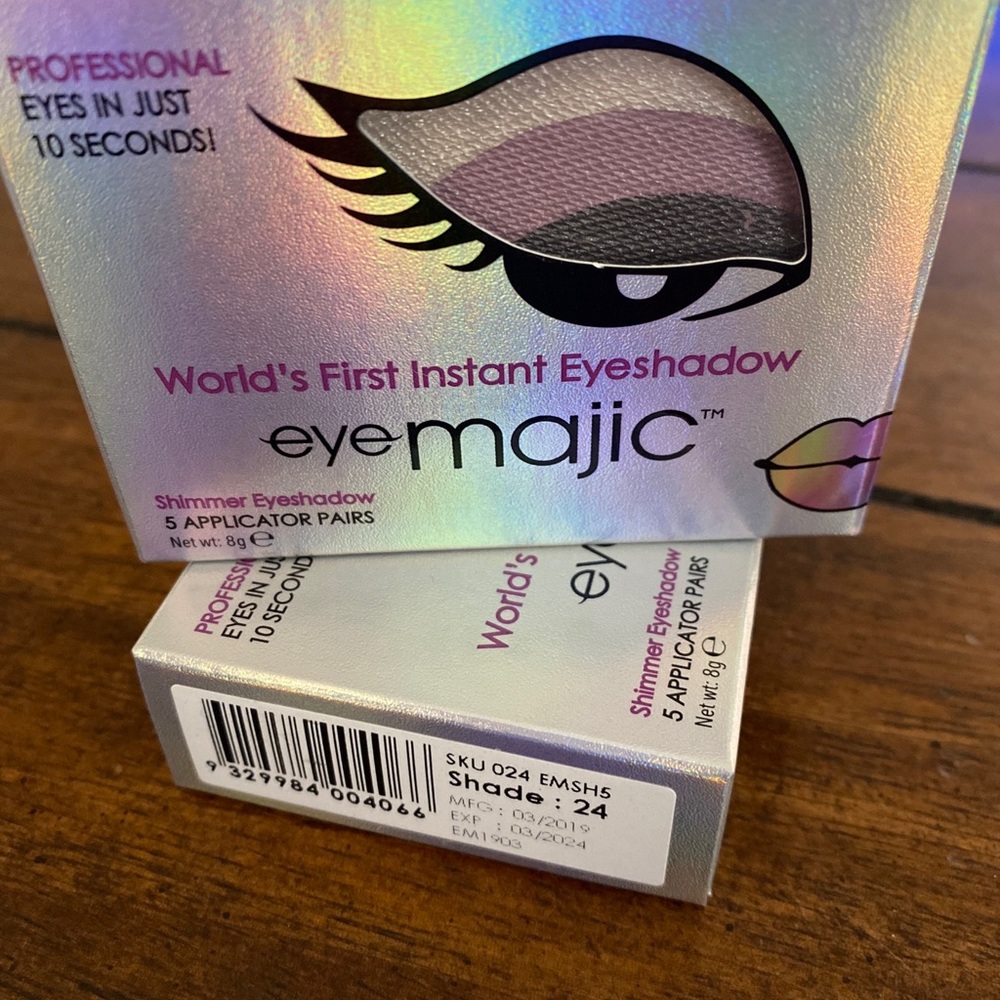 Eye Majic Instant Eye ShadowShade 24